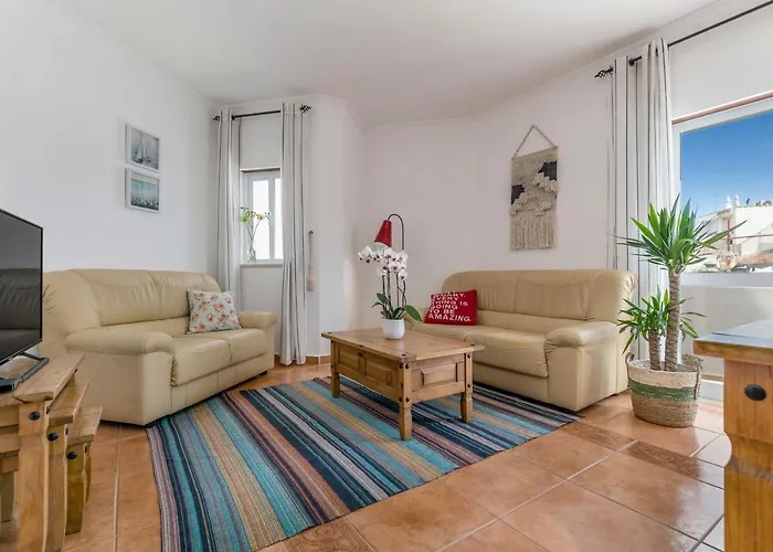 Charming Lagos Stay - Near Beach & Historic Centre