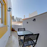 Charming Lagos Stay - Near Beach & Historic Centre