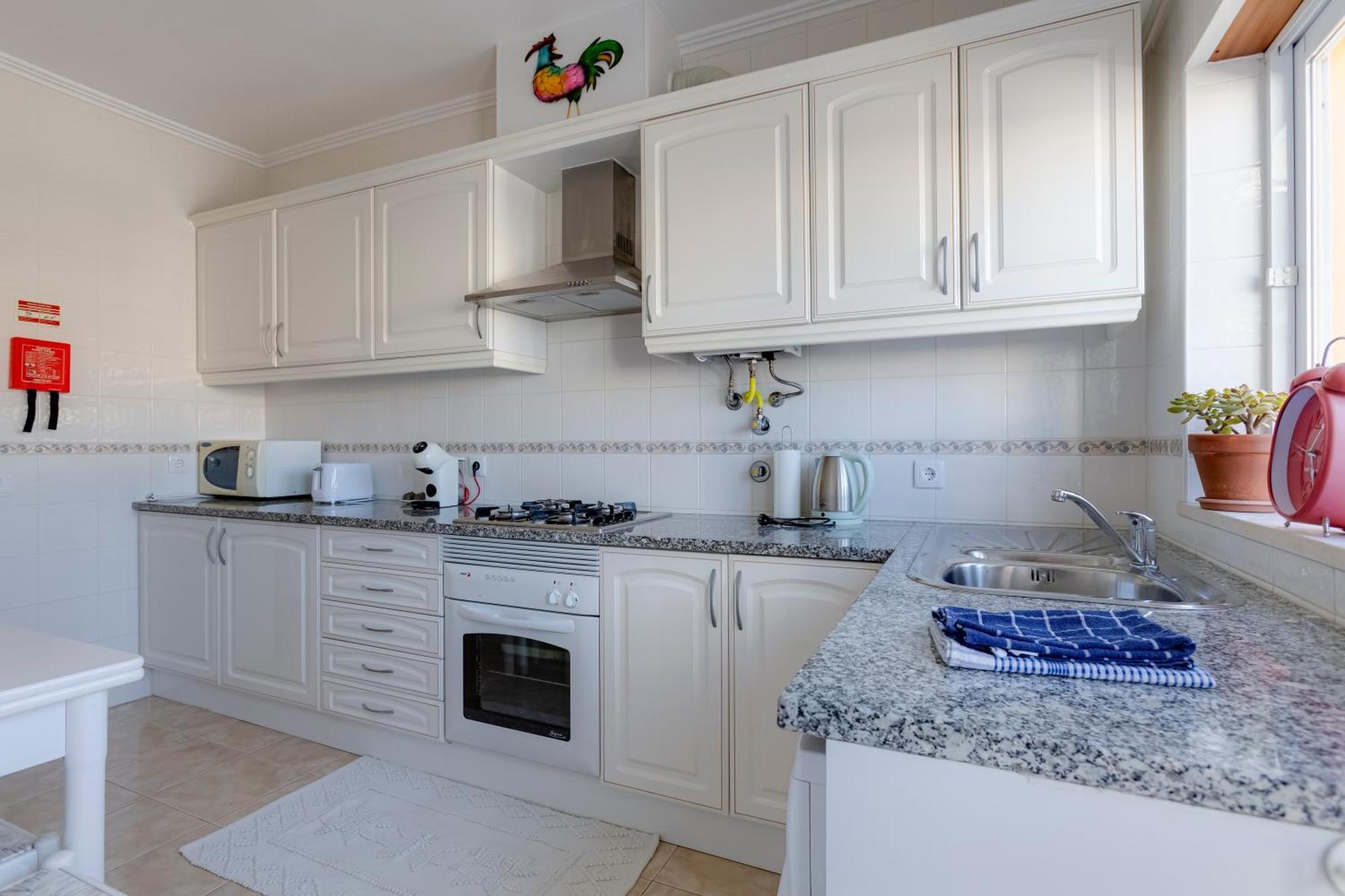 Charming Lagos Stay - Near Beach & Historic Centre