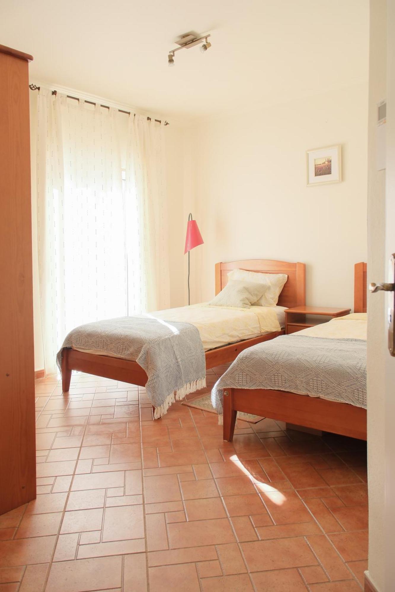 Charming - Walk To & Historic Centre Apartment