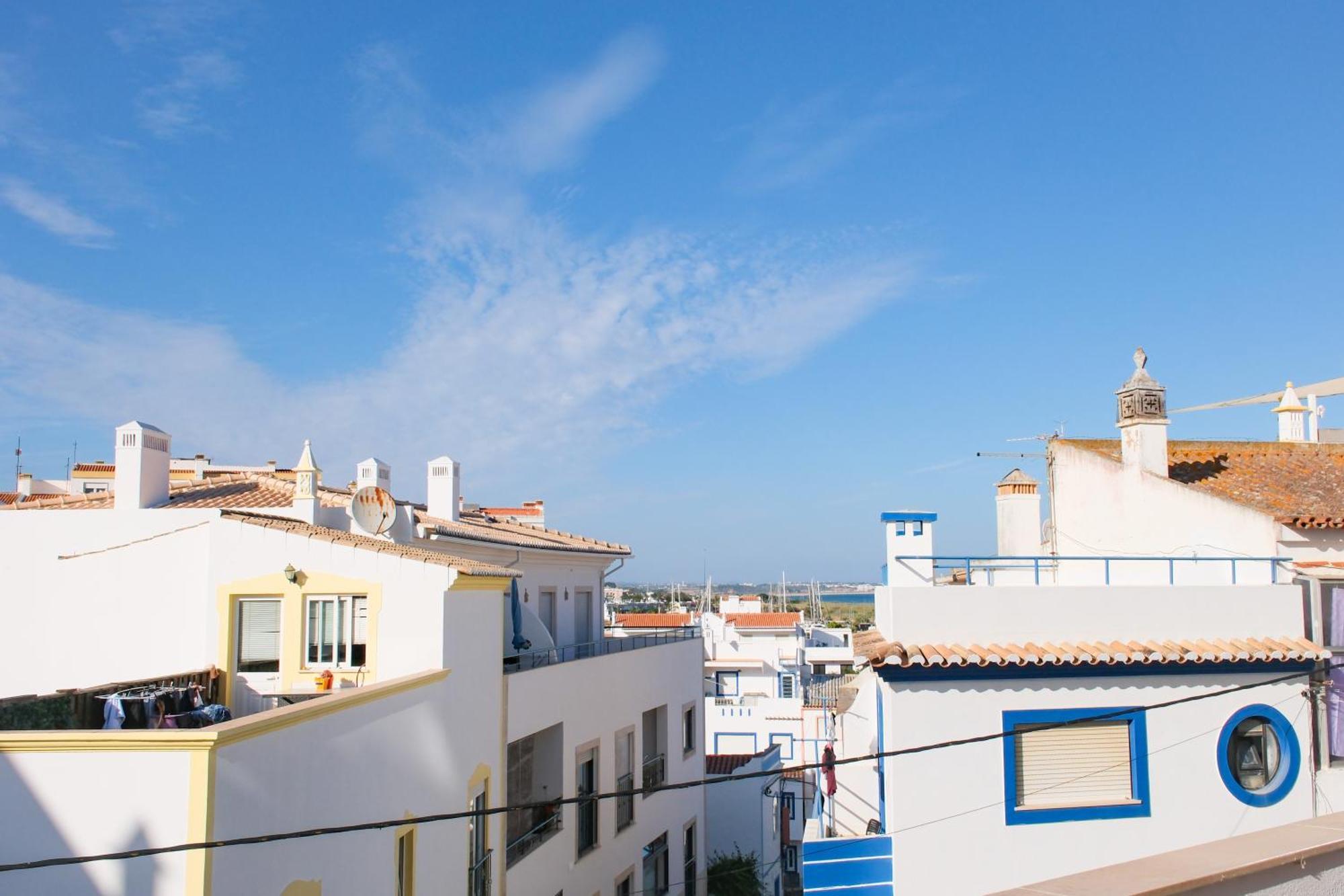 Charming - Walk To & Historic Centre Apartment *