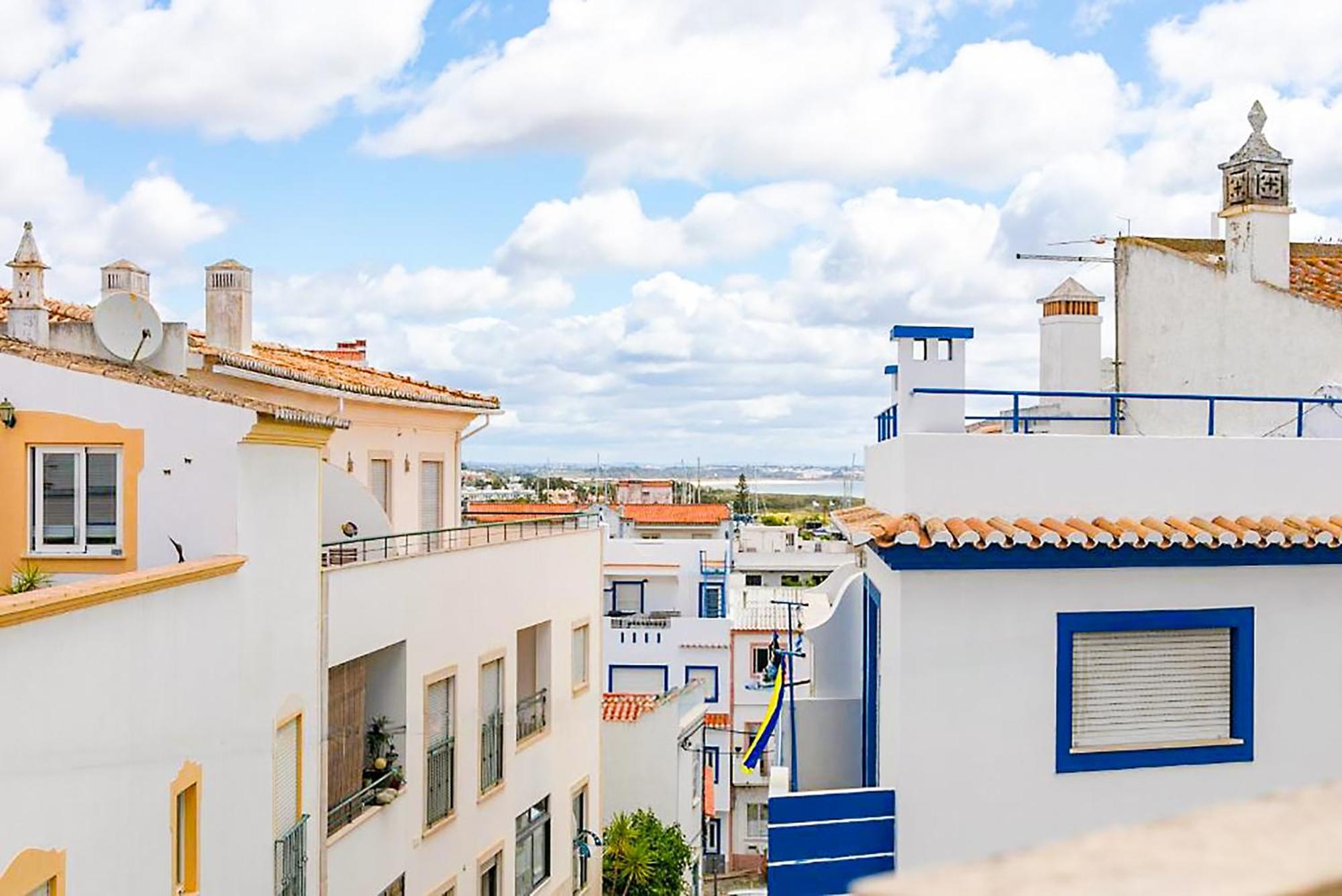 Apartment Charming - Walk To & Historic Centre